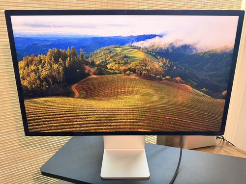 Apple studio display - studio,