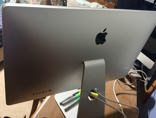 Apple thunderbolt display - apple,